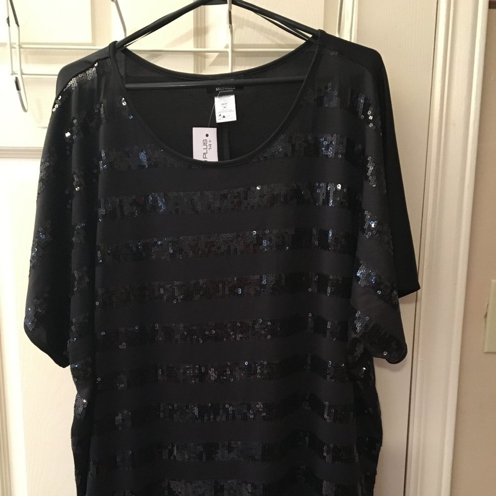 Plus size, 4X short sleeve striped sequin top
